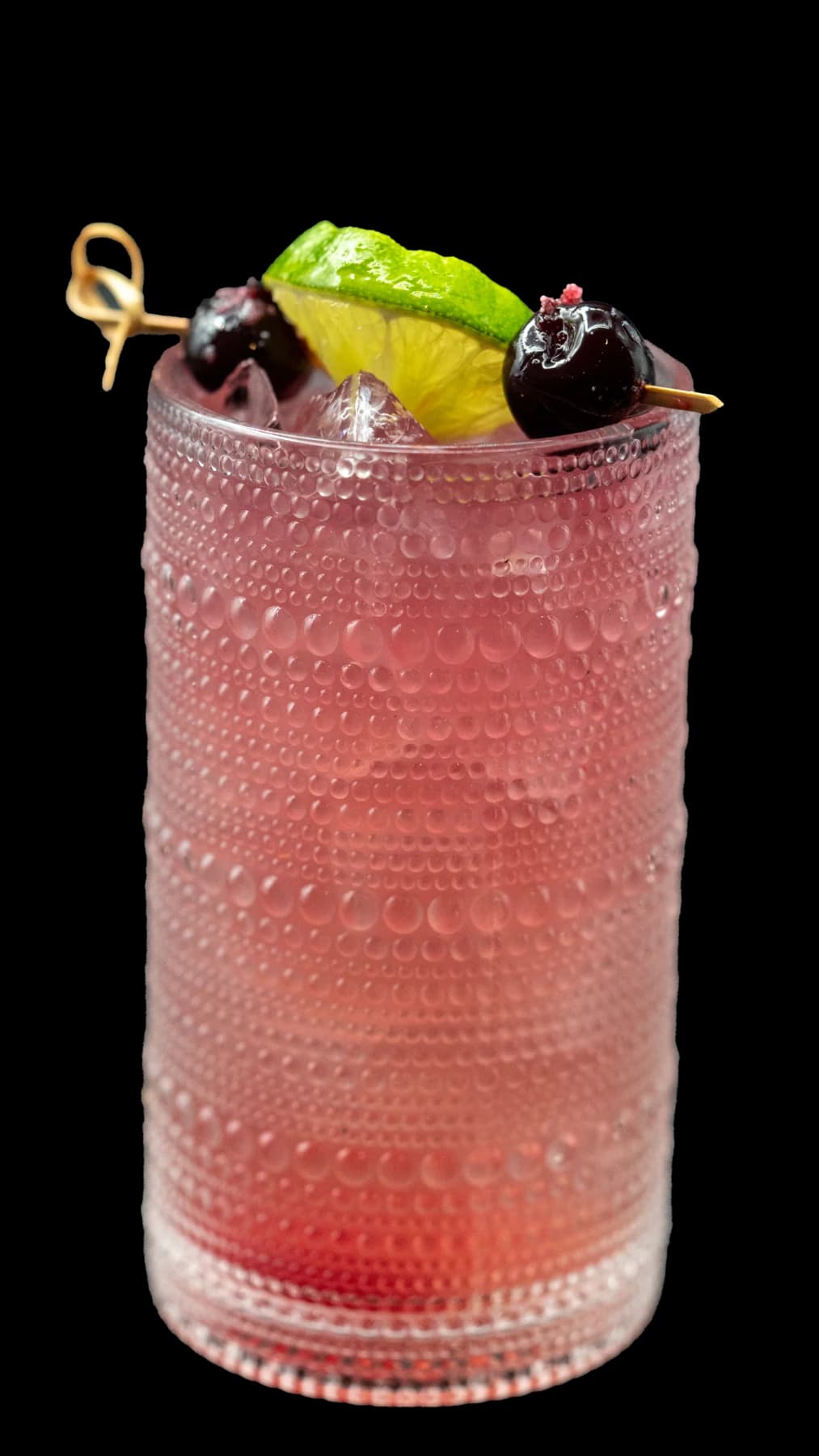 The same El Pueblito margarita as a transparent cutout asset ready for menus and delivery apps